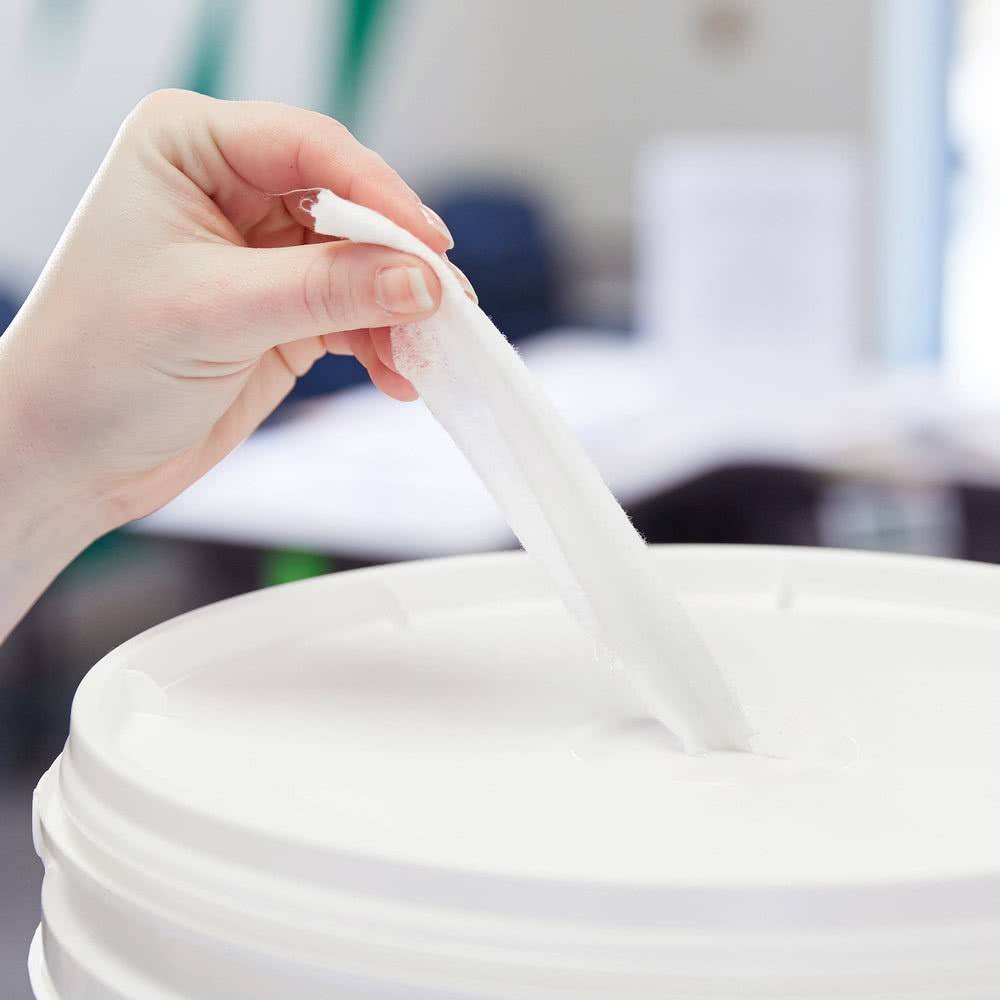 Bucket Dispenser Gym Equipment Cleaning Wipes or Disinfecting Gym Wipes Spunlace Nonwoven Fabric Roll Household Wet Wipes